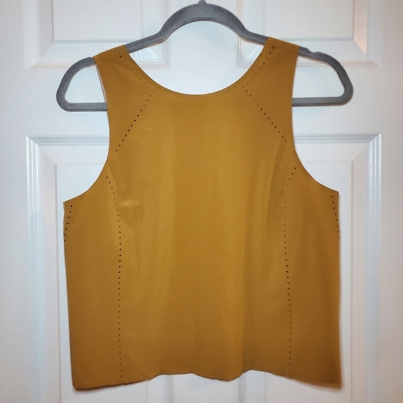 Athleta Terra Perforated Scoop Back Sleeveless Crop Tank Top S Gold Mustard - Picture 1 of 9